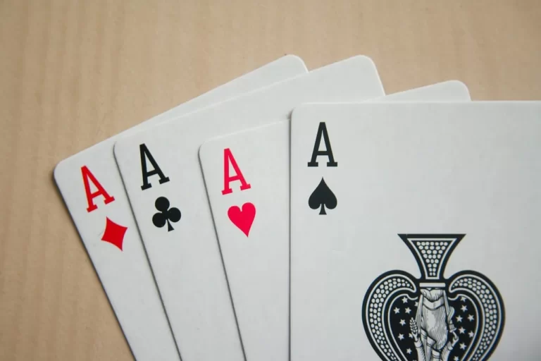 Variantes du poker et tournois de poker : entre gains et excitation